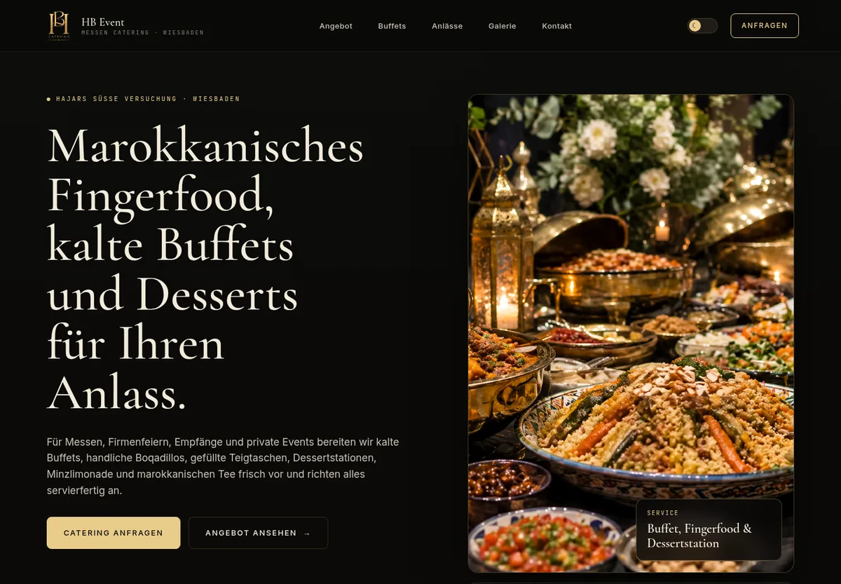 Startseite von HB Event und Messen Catering, dunkles Design mit Buffet-Foto